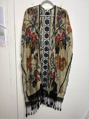 Woven Heart Top Womens Small Oversized Kimono Boho Crochet Fringe Earthy Hippie